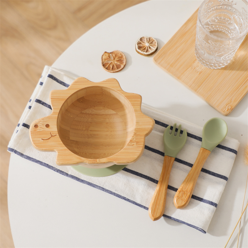 Baby Food Grater - 赤ちゃんの恐竜の食器,木製のプレート,ボウル,シリコン吸引,木製のハンドル,フォーク,スプーン,子供の給餌ギフト