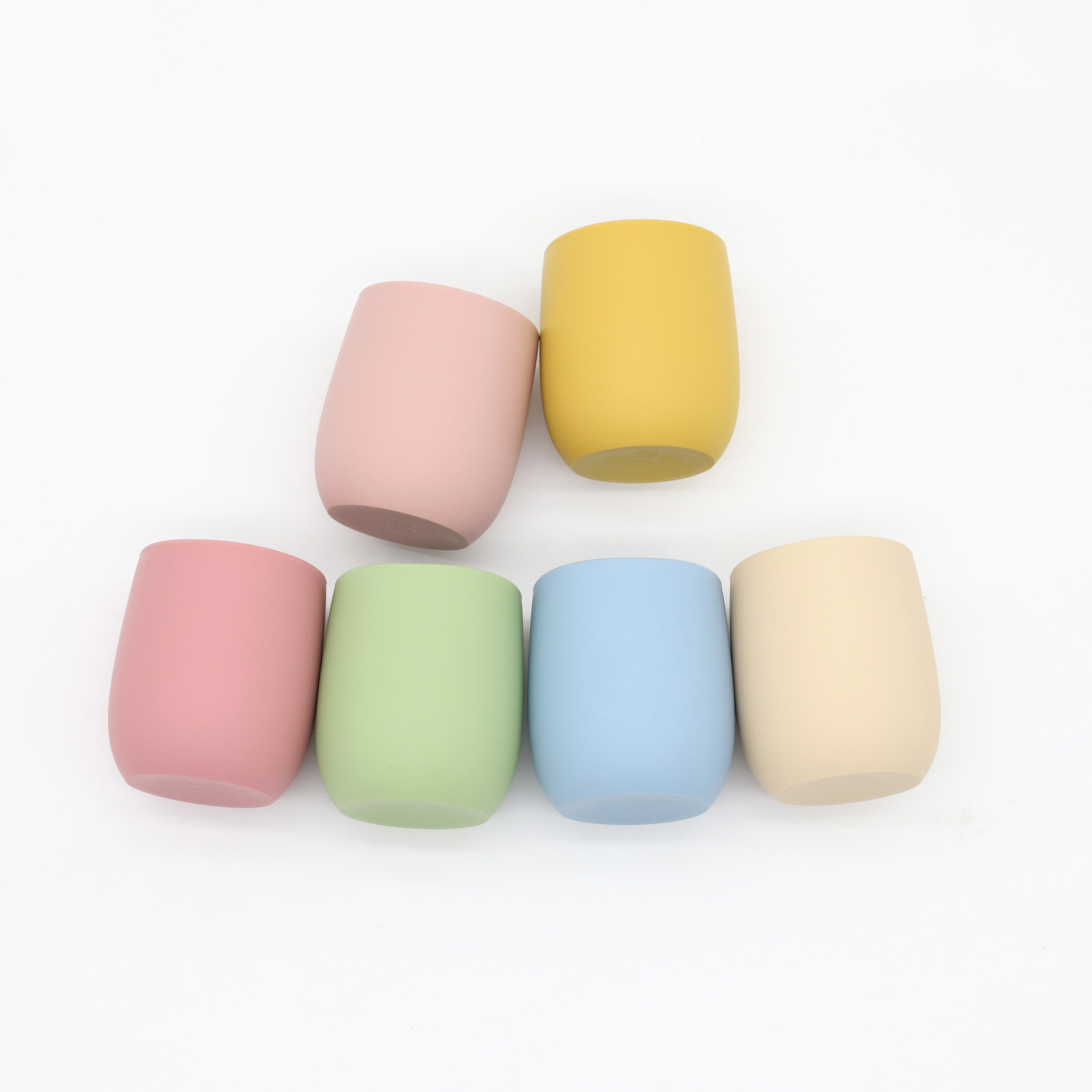 ベビーシリコンウォーターカップミニは握りやすい - Snack Cup Toddler のレビューと価格