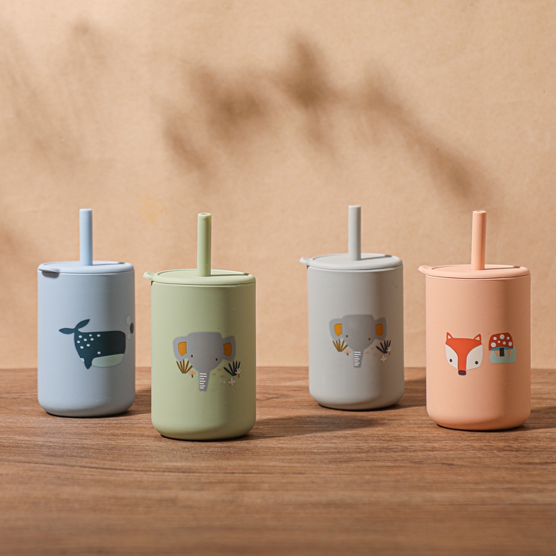 BPAフリーのベビー用ストローカップ、漫画柄のベビー用フィー - Snack Cup Toddler のレビューと価格
